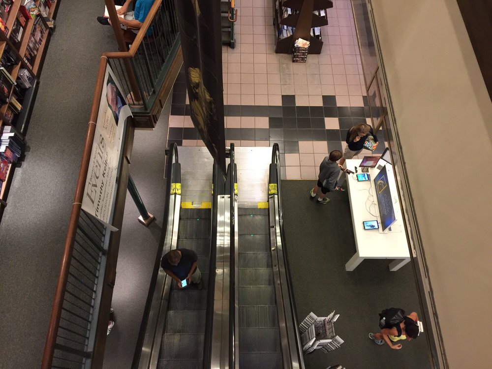 Barnes & Noble Booksellers 19 Photos & 71 Reviews Bookstores 2289