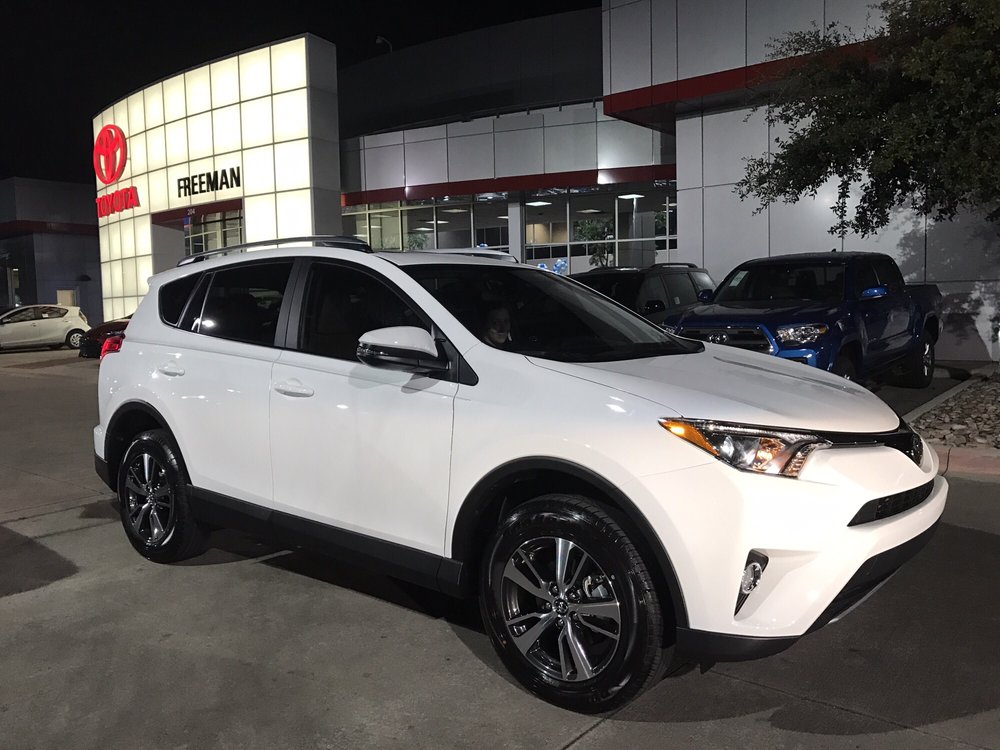 Freeman Toyota 17 Photos & 52 Reviews Car Dealers 204 NE Loop 820
