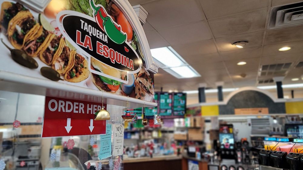 Taqueria La Esquina