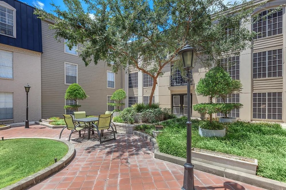 Avalon Square 12 Photos Apartments 2400 Westheimer Rd, River Oaks