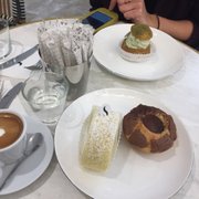 Photo de Pâtisserie S , Bordeaux, France. Rouleau japonais, Mont Blanc et Oyatsu