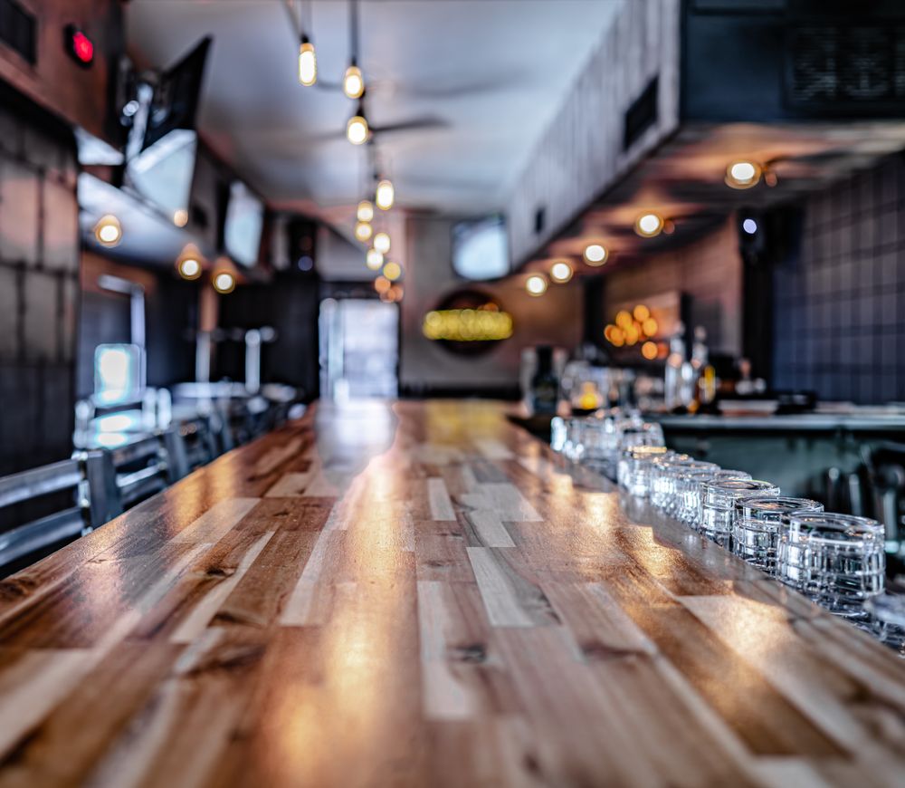 Spin Lounge - Grill & Spirits