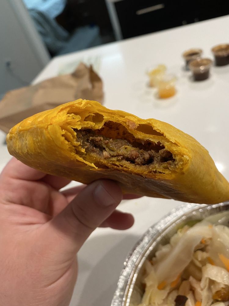 D & S Caribbean Kitchen