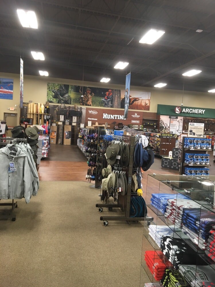 What's in Store Shoe Carnival | Shops on the Circle, Dothan, AL. Get shoes, boots, and sandals for your entire family at Shoe Carnival in Dothan, AL! For a fun and exciting shopping experience, check out Shoe Carnival, located at Ross Clark Circle in Dothan, AL.