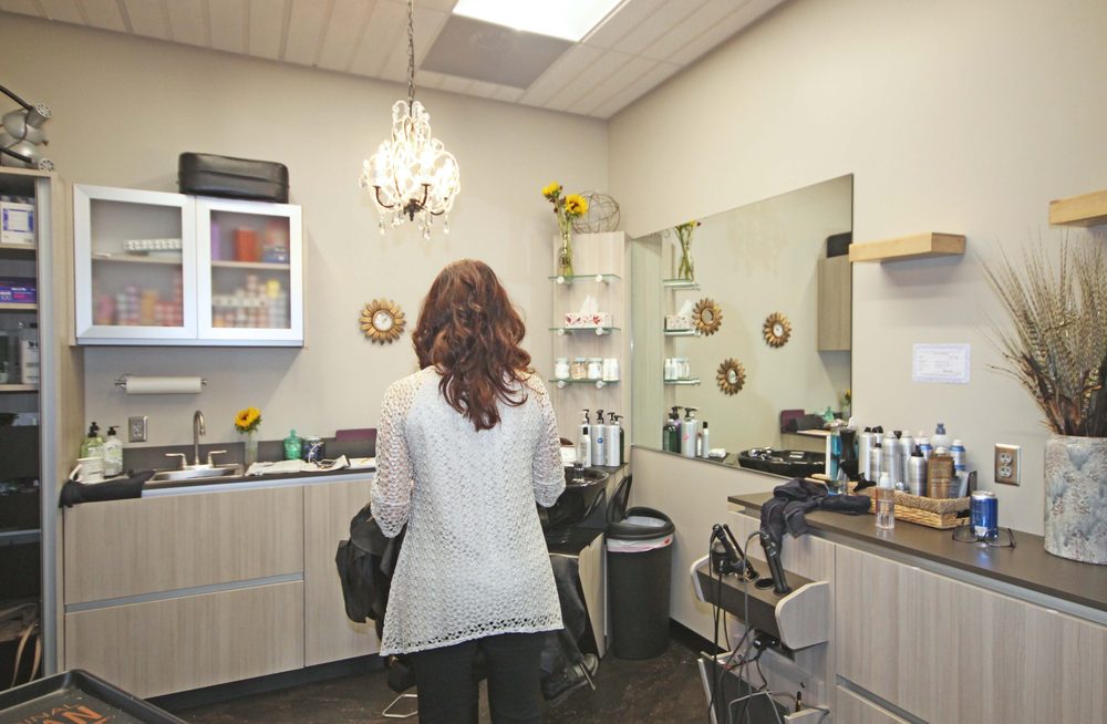 Cindy’s Chair Sola Salon Hair Extensions 3620 Pelham Rd