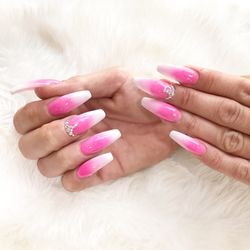 I Nails Salon Spa 31 Photos Nail Salons 7008 109 Street