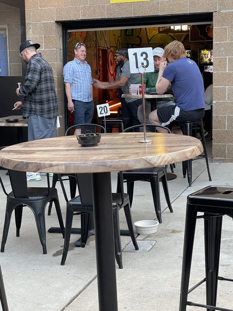 Tamm Ave Bar