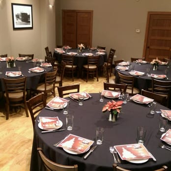 The Pick Restaurant Closed 29 Photos 115 Reviews American Photo Of The Pick Restaurant Park Ridge Il United States Tables Set