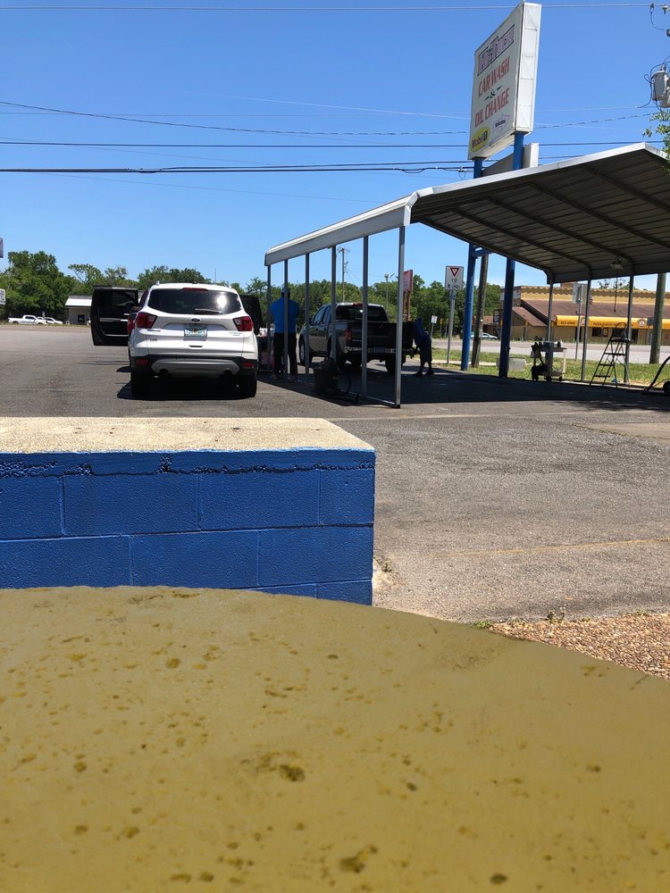 Hi-Tech Car Wash & Oil Change Center
