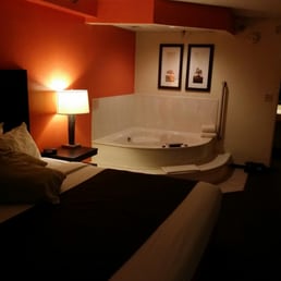 Americinn Motel Hotels Carlton Mn Phone Number Yelp Photo Of Americinn Motel Carlton Mn United States King Size Jacuzzi Room