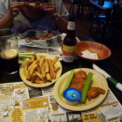 The Best 10 Restaurants Near Cleveland Clinic Marymount Hospital 1 Winking Lizard