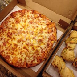 Straw Hat Pizza Closed 13 Photos 34 Reviews 2953 Photo Of Straw Hat Pizza Pleasanton Ca United States Medium Cheese With