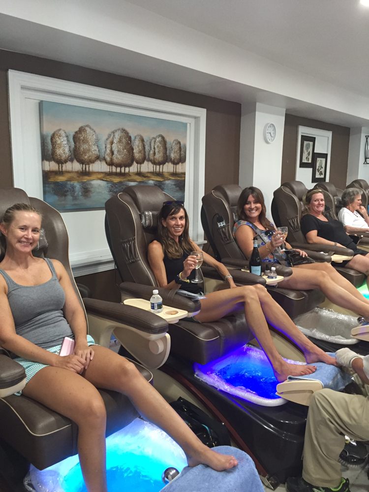 Holy Nails and Spa 19 Photos & 22 Reviews Nail Salons 793 Folly