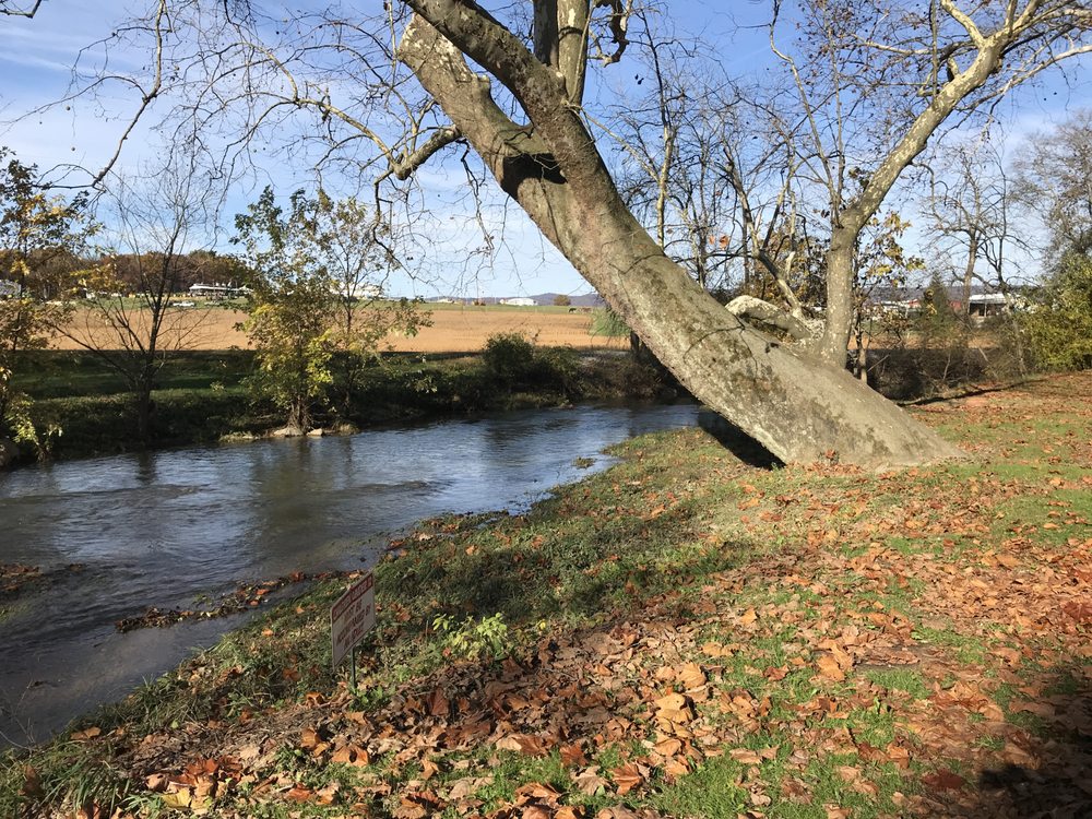 Twin Bridge Campground - Campgrounds - 1345 Twin Bridge Rd