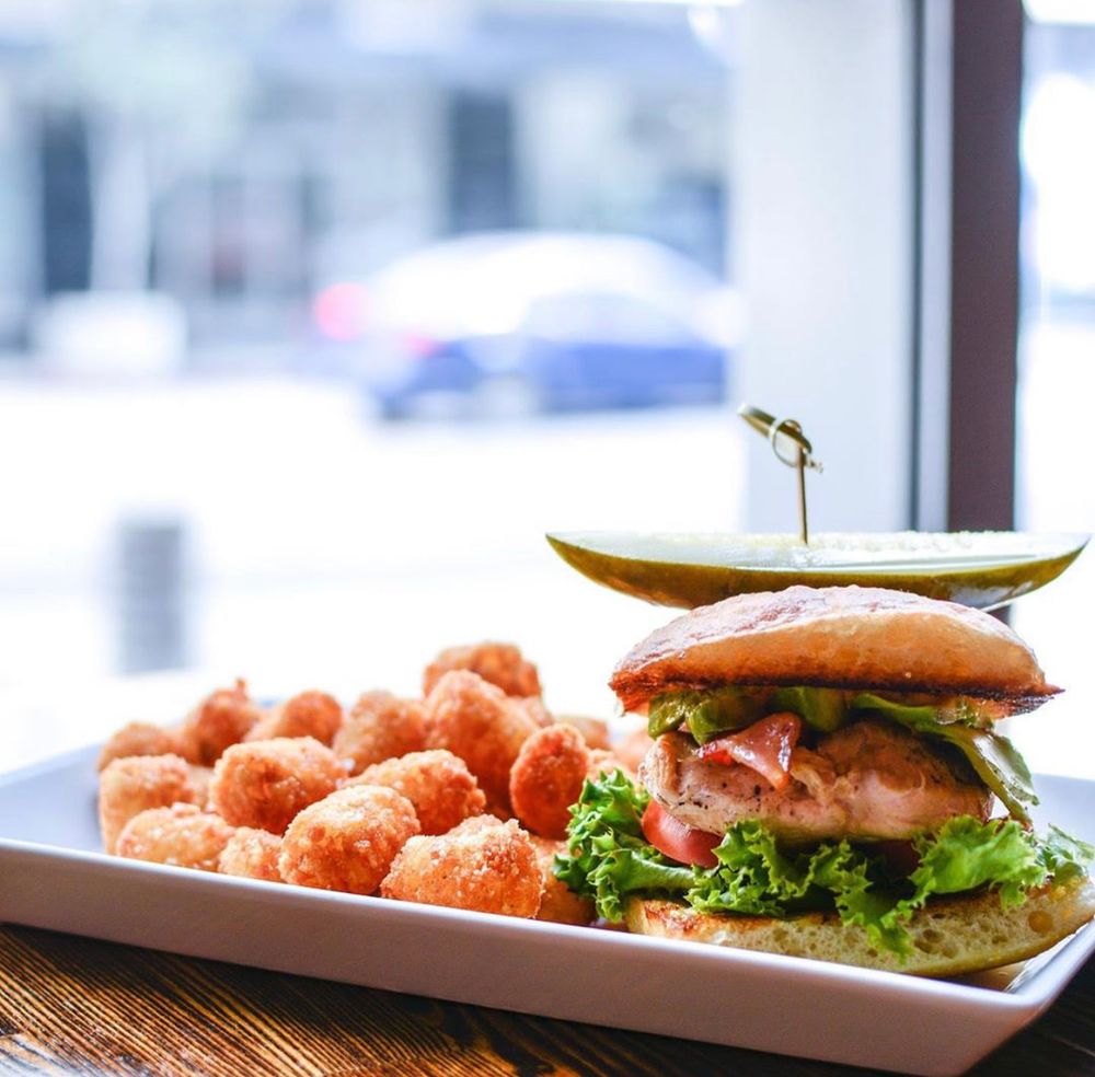 Limericks Tavern DTLA