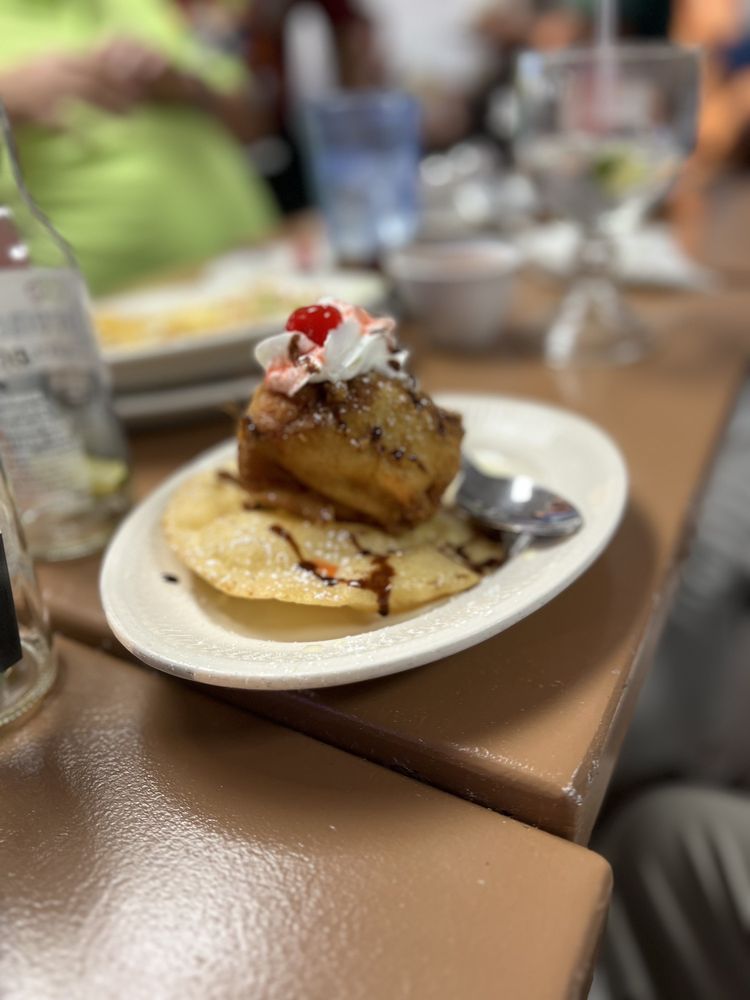 Los Compadres Mexican restaurant