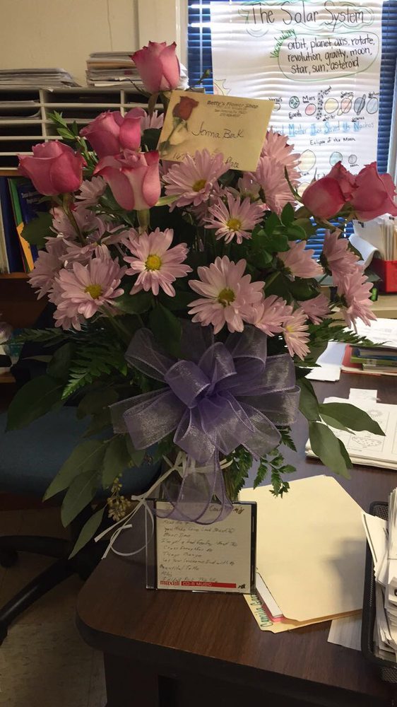 Betty’s Flower Shop 19 Photos Florists 1701 SW Military Dr, San Antonio, TX Phone Number