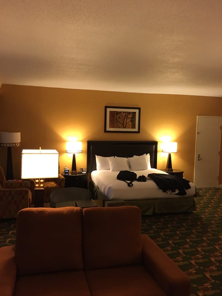 Hilton Houston North 140 Photos & 107 Reviews Hotels 12400