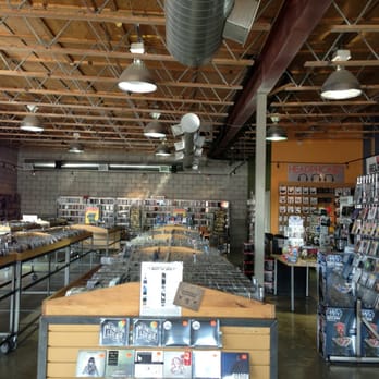 Graywhale Entertainment Closed Music Dvds 1670 W 9000 S Photo Of Graywhale Entertainment West Jordan Ut United States