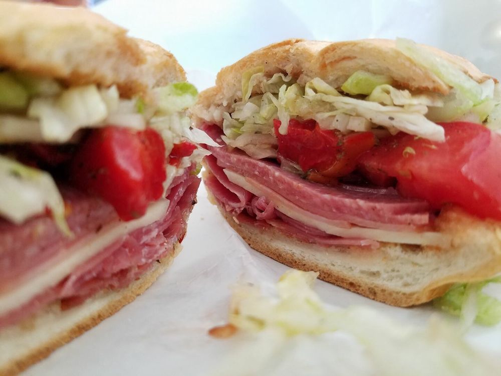 Puccio's New York Deli