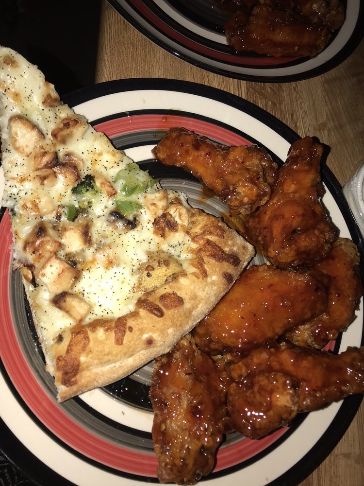 Pizza Boli's