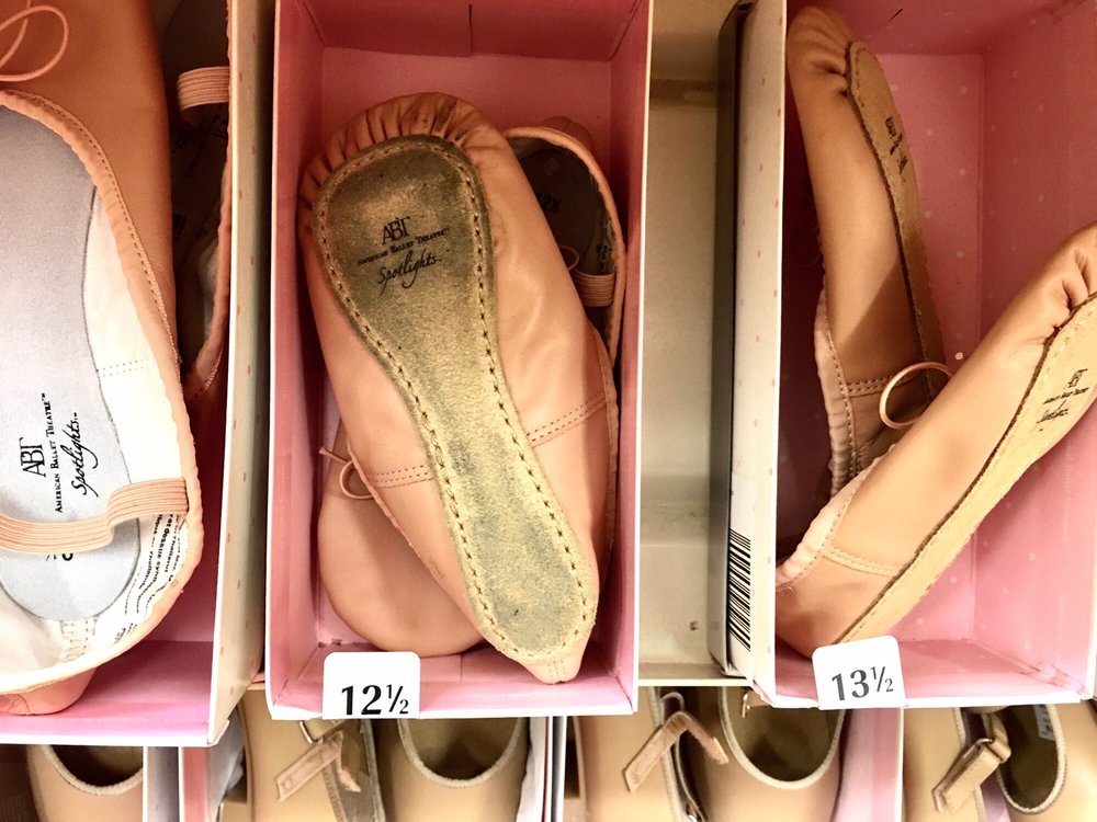 Payless ShoeSource CLOSED 12 Photos & 11 Reviews Payless ShoeSource CLOSED 12 Photos & 11 Reviews