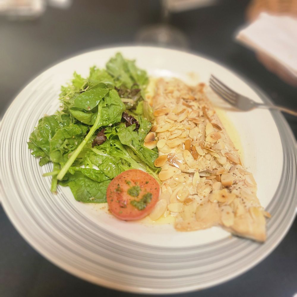 Café Des Amis Café Des Amis