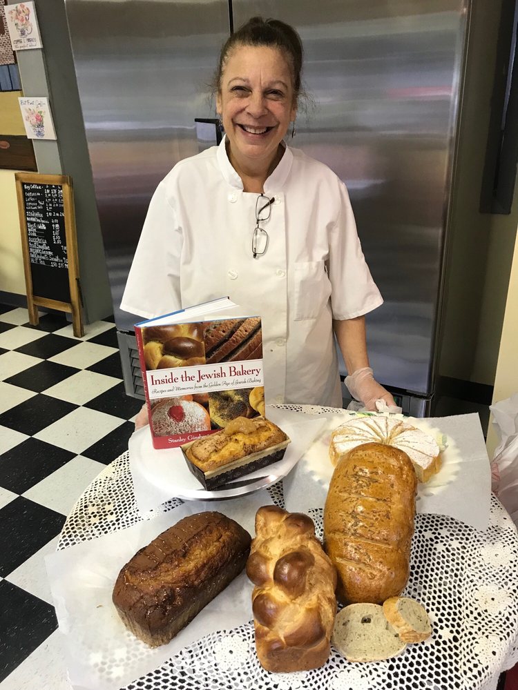 Grandma Goldsack's bakery and coffee lounge