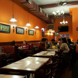 Thanjai 178 Photos 110 Reviews Indian 4759 Avenue Van Horne Photo Of Thanjai Montreal Qc Canada Seating Area At