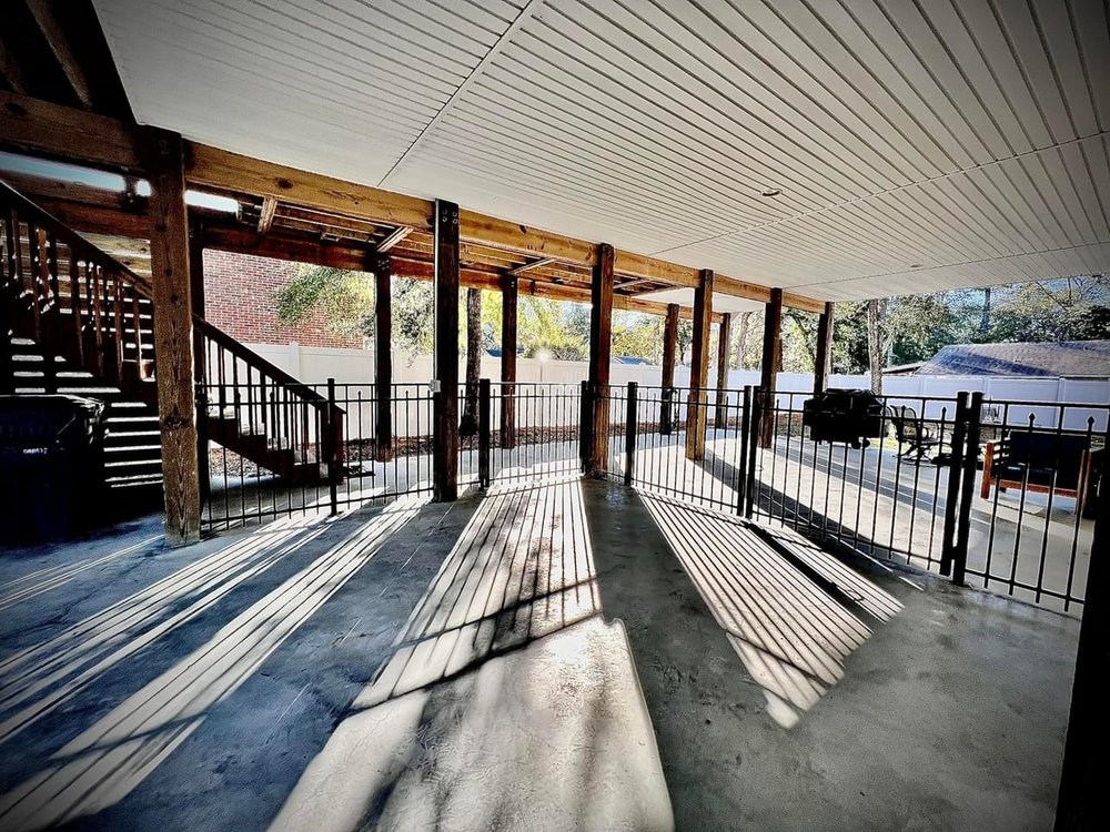 Royal Endeavors Fencing and Railing