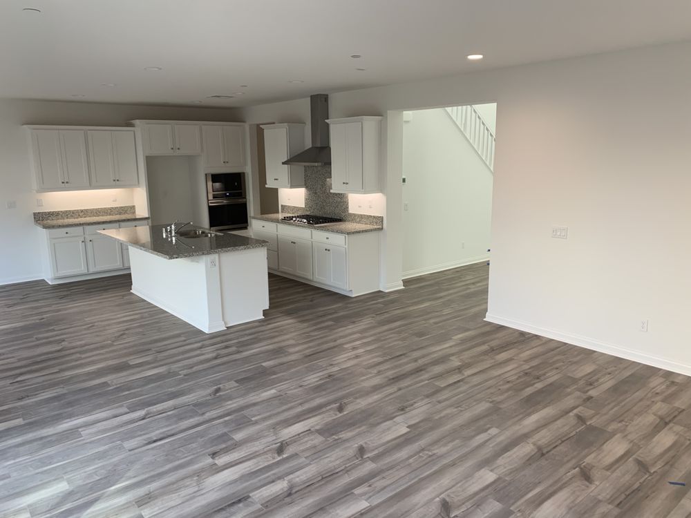 Abarca's Family Flooring