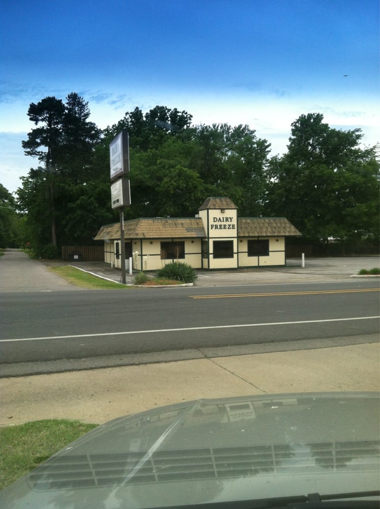 Dairy Freeze American (Traditional) 1201 W Main St, Clarksville, AR