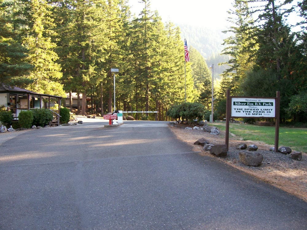 Silver Fox Rv Park Campgrounds 40505 E Hwy 224, Estacada, OR