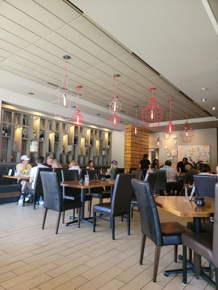 Pisces Sushi Bar & Lounge - Lake Norman