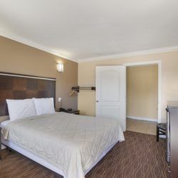 Vagabond Inn La Habra 26 Photos Hotels 1015 E 3rd Ave Photo Of Vagabond Inn La Habra Ca United States