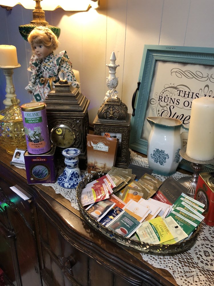 Victoria's Tea Room