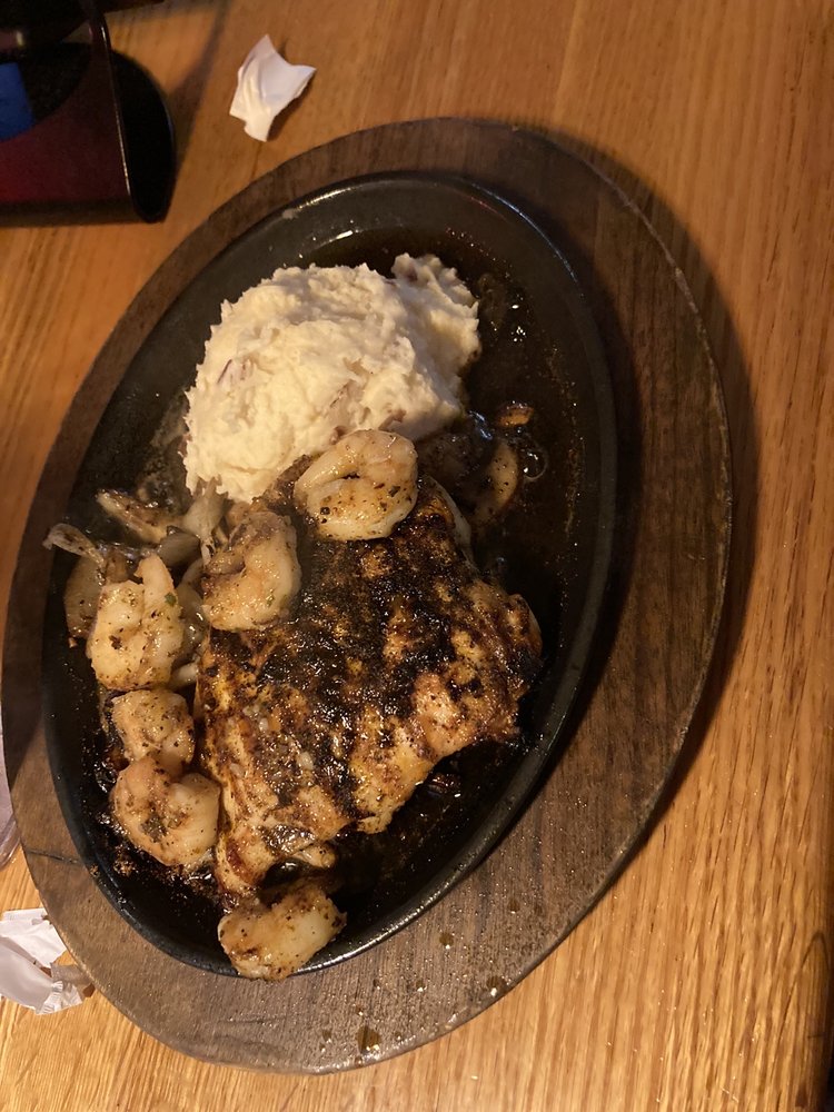 Applebee's Grill + Bar