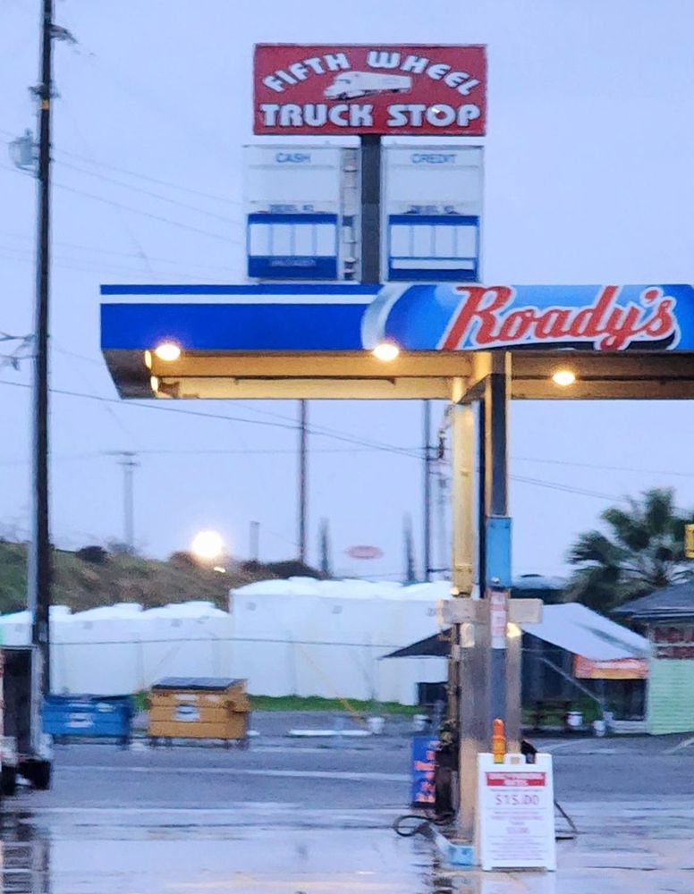 Fifth Wheel Truck Stop