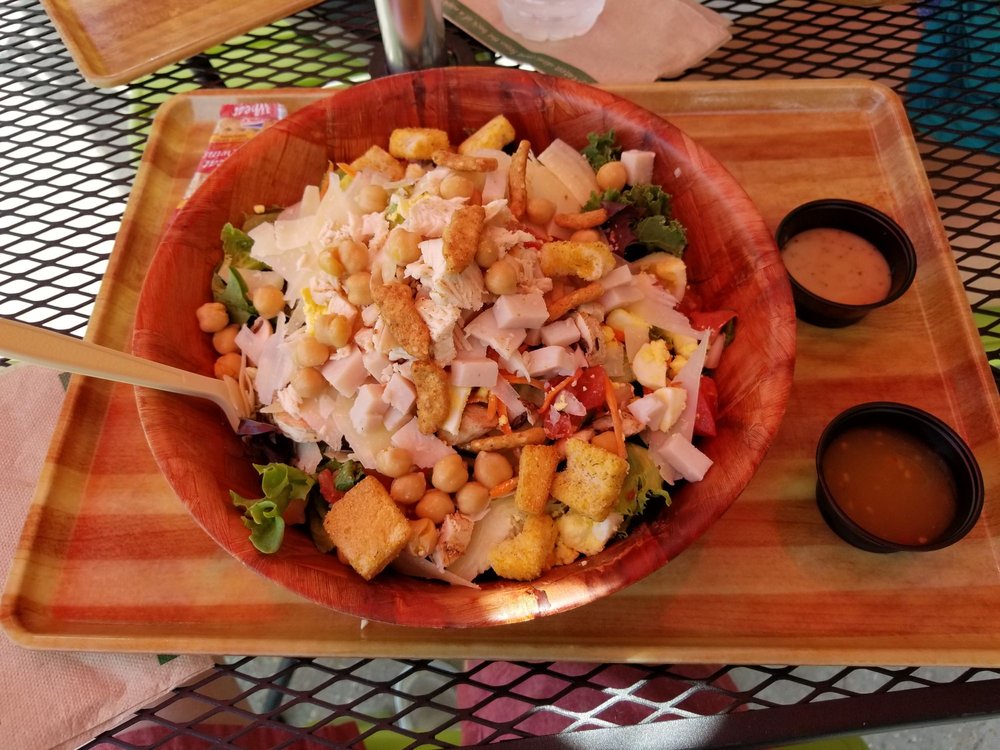 Salad Station 32 Photos & 28 Reviews Salad 10608 Coursey Blvd