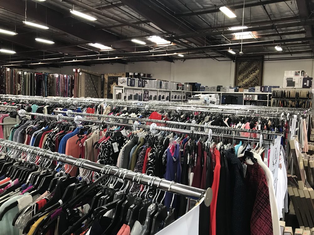 Dahdoul Textiles Home Decor 1049 S Los Angeles St, Downtown, Los