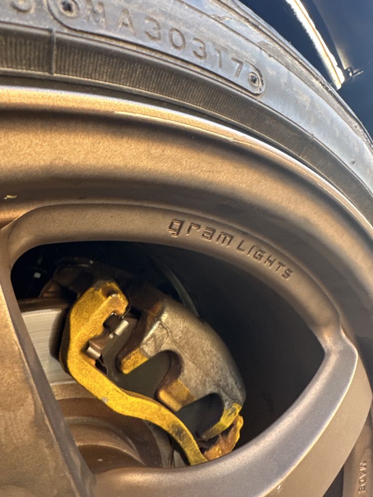 Lolo's Auto Repair Service