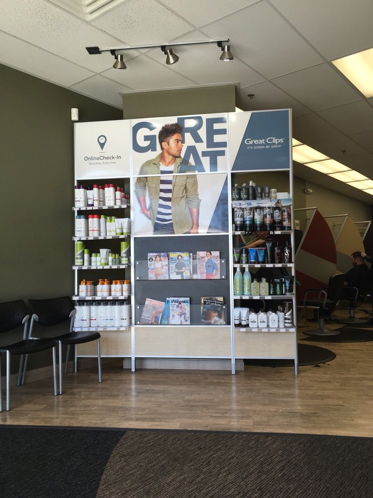Great Clips 13 Photos & 28 Reviews Hair Salons 4770 Blue Diamond