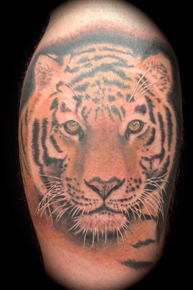 Photos for Soular Tattoo & Piercing - Maui Tattoo Shop - Yelp