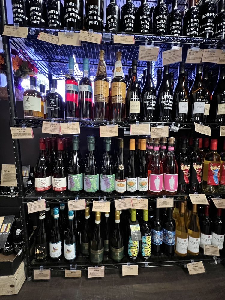 The Wine Shop by Vine & Table, Indianapolis Roadtrippers