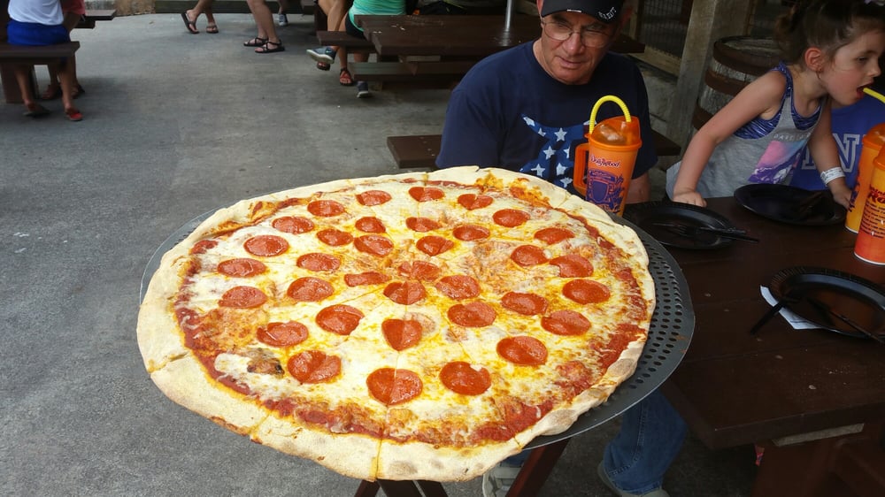 Lumberjack Pizza Pizza 2700 Dollywood Parks Blvd, Pigeon TN