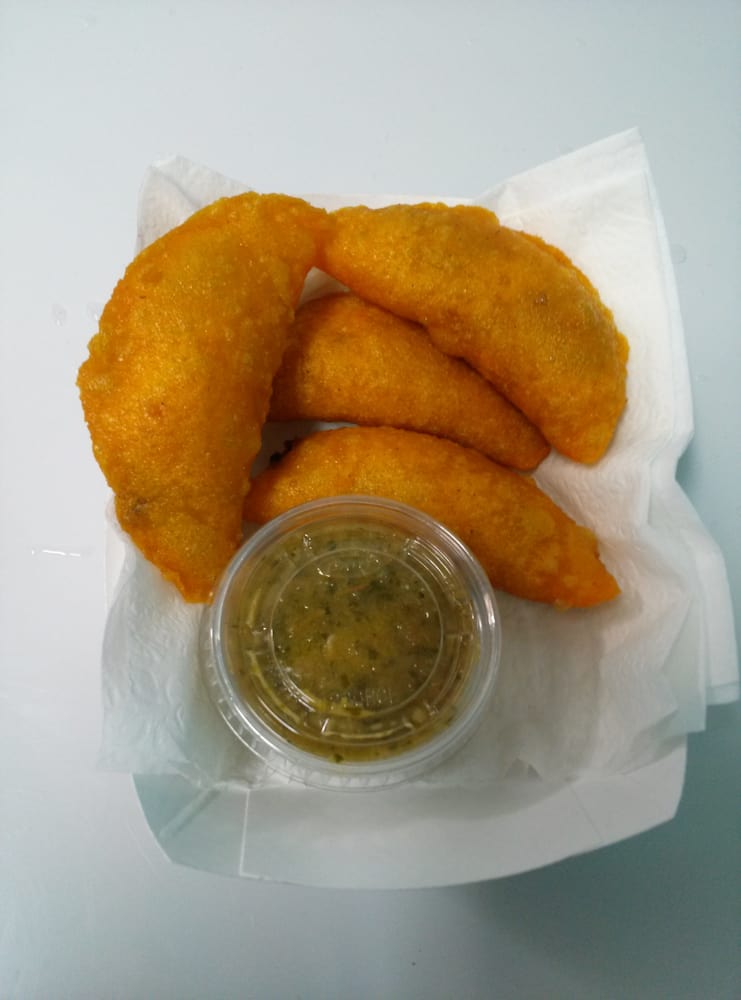 Aura's Raspas & Mas Aura's Raspas & Mas
