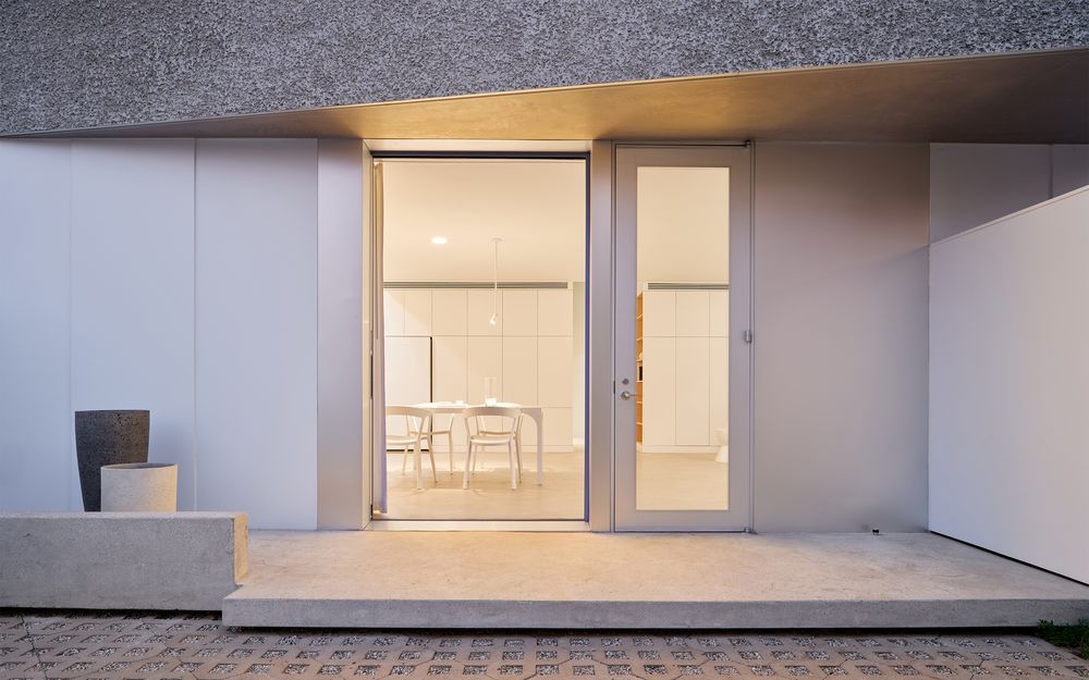 Yeh-Yeh-Yeh Architects