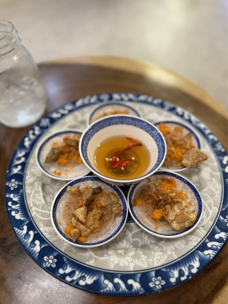 Truong Tien Restaurant