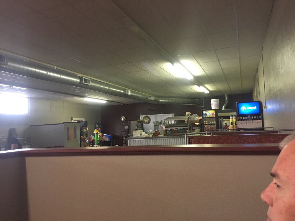 Ruszoni’s Pizzeria Pizza 540 State St, Weiser, ID Restaurant