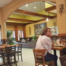 Fratelli S Italian Restaurant 41 Photos 62 Reviews Photo Of Fratelli S Italian Restaurant Orlando Fl United States Dining Area